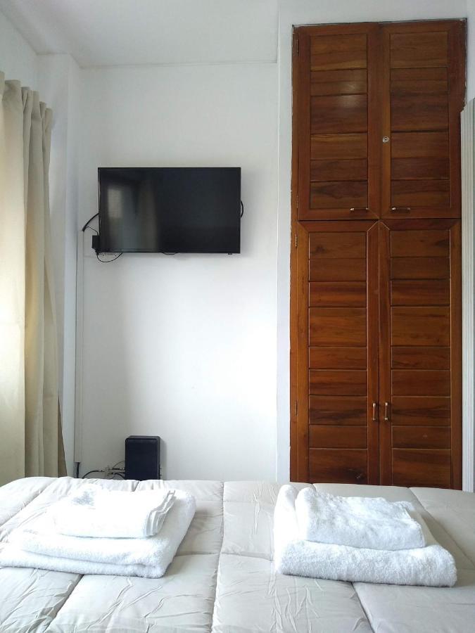 Punto Urbano Apart Apartment Мендоса Екстериор снимка